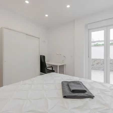 Soleado Y Terraza , Wi-fi Oviedo