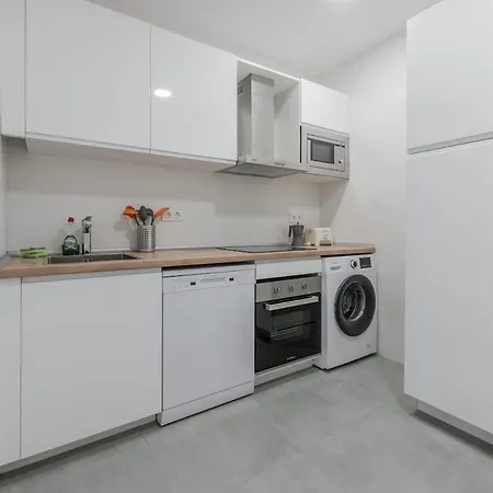 Soleado Y Terraza , Wi-fi Apartamento *