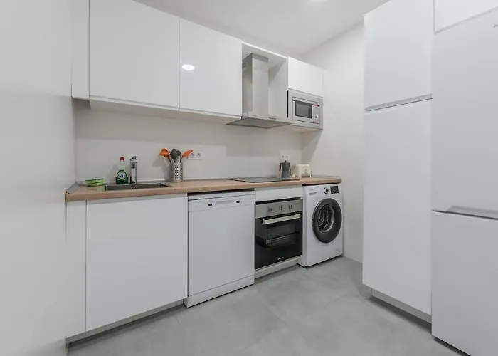 Soleado Y Terraza , Wi-fi Apartamento *