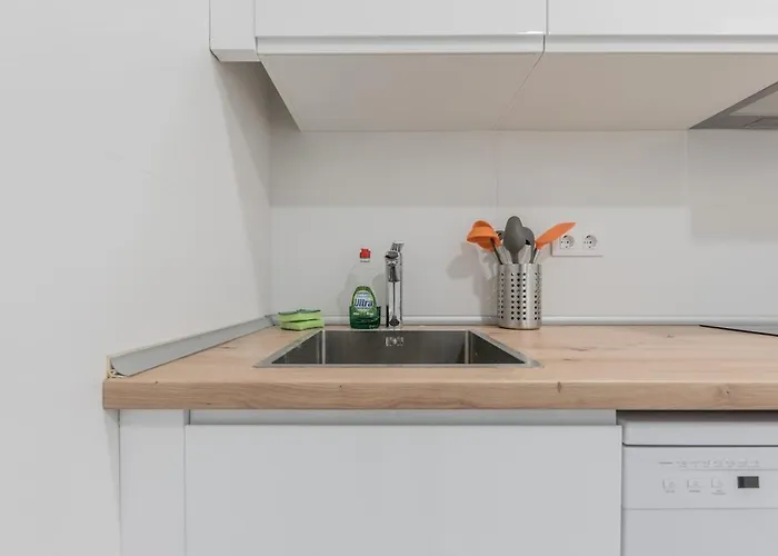 Soleado Y Terraza , Wi-fi Apartamento *